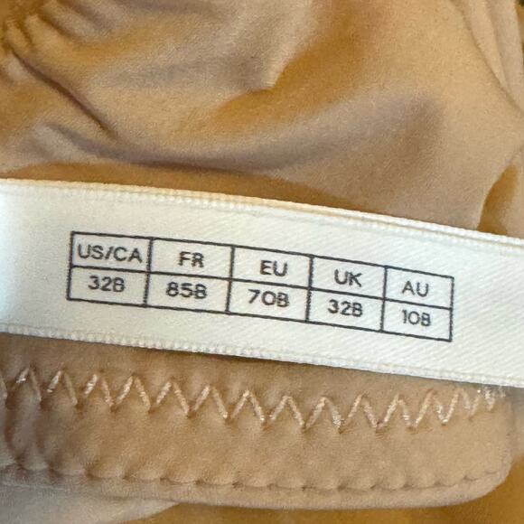 Le Mystere Second Skin Unlined Underwire Demi Bra Nylon Natural Size 32B NWT - Picture 10 of 12